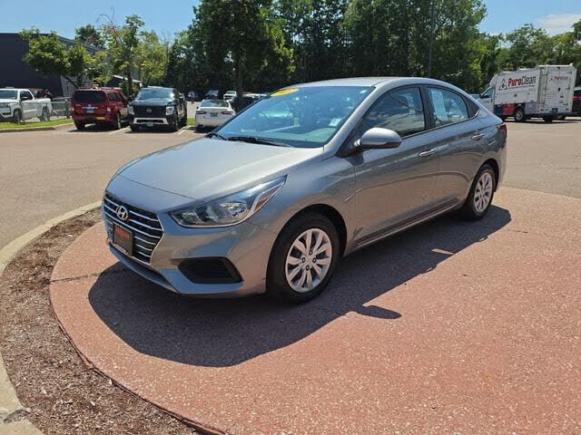 2022 HYUNDAI Accent