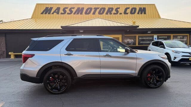 2021 FORD Explorer
