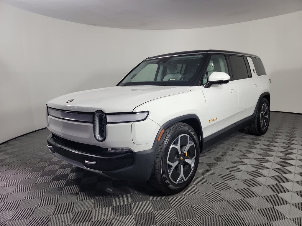 2024 RIVIAN R1S