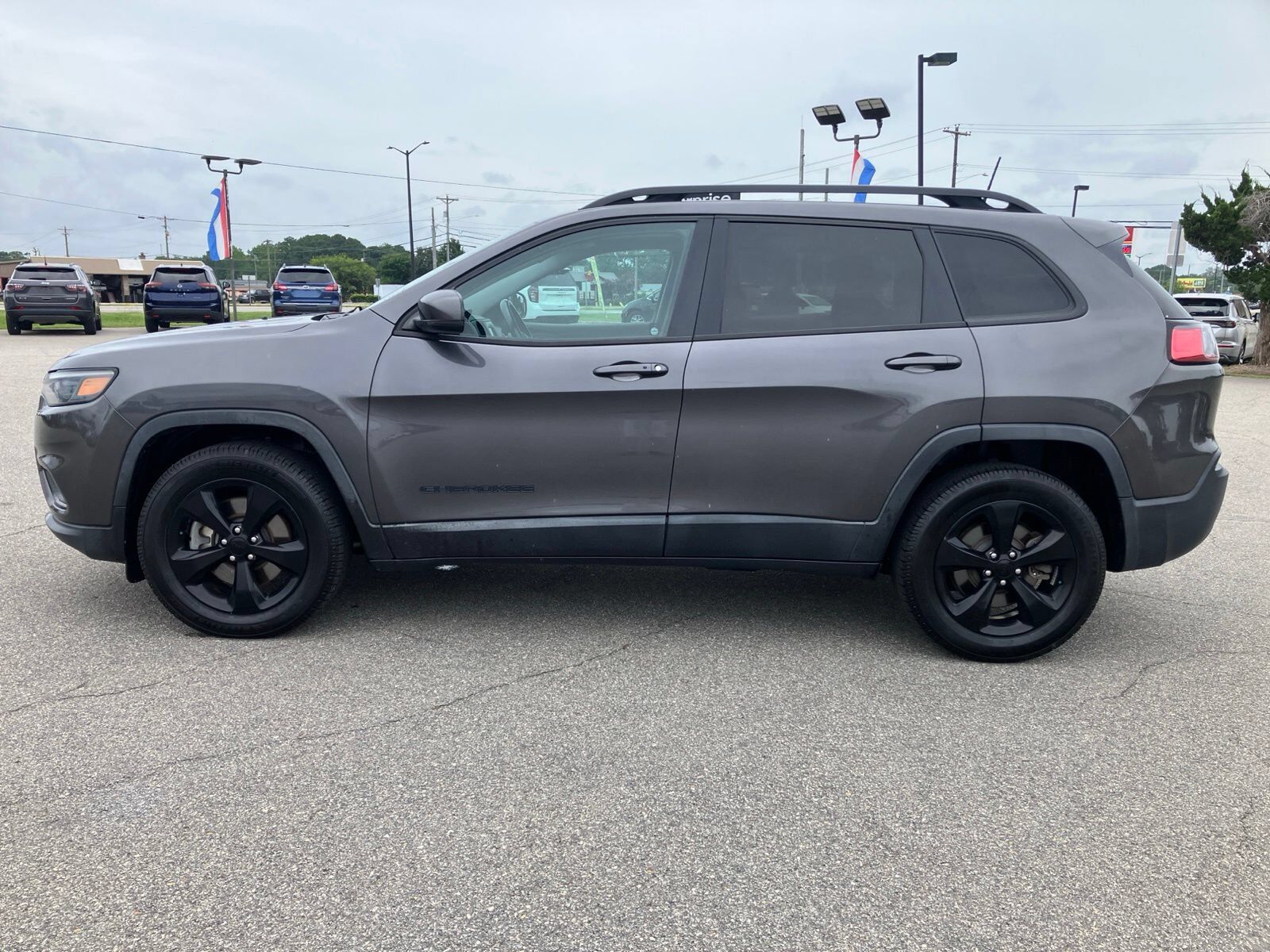 2020 JEEP Cherokee
