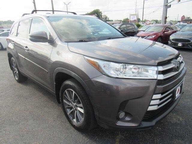 2019 TOYOTA Highlander