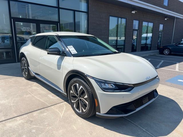 2023 KIA EV6
