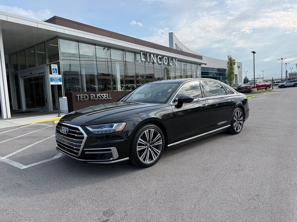 2019 AUDI A8