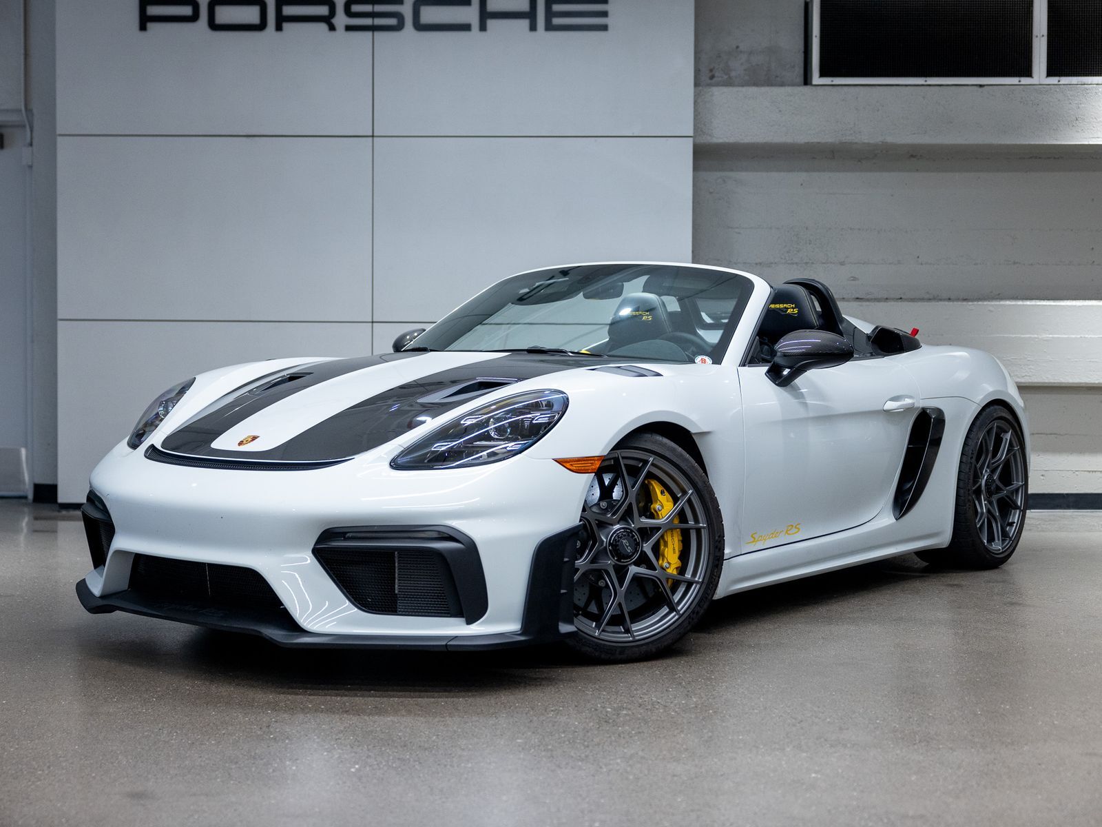 2025 PORSCHE 718