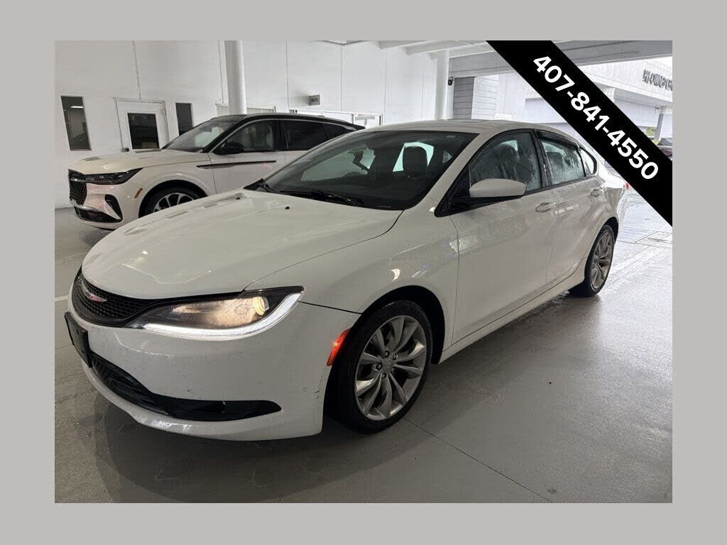 2015 CHRYSLER 200