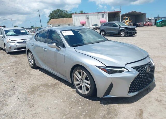 2023 LEXUS IS