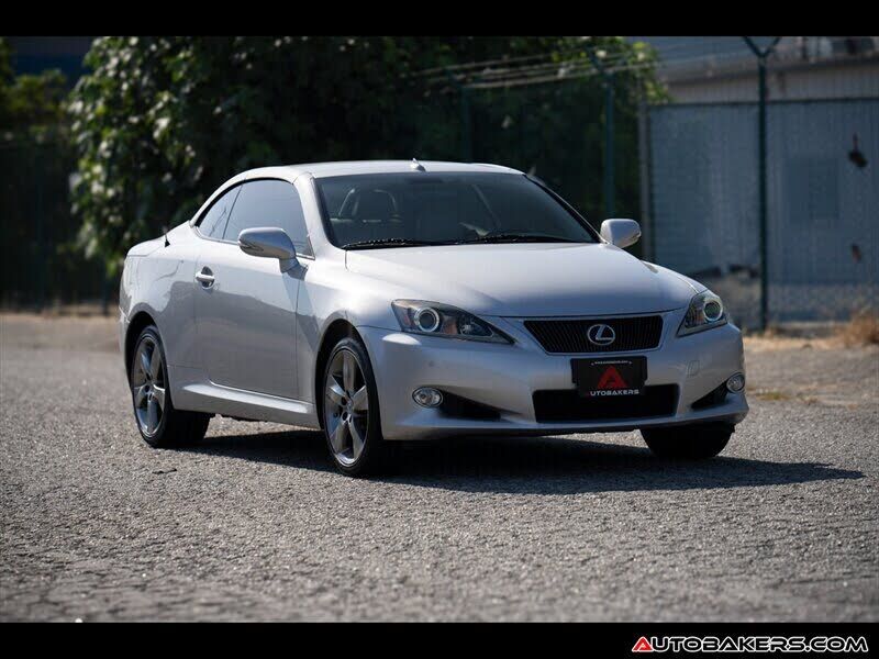 2011 LEXUS IS