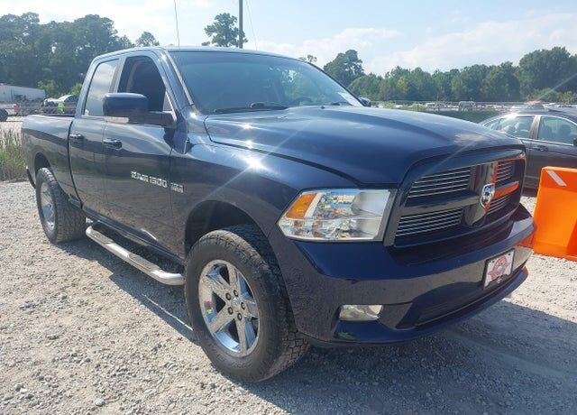 2012 DODGE Ram