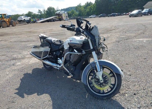 2015 VICTORY Cross Country Tour