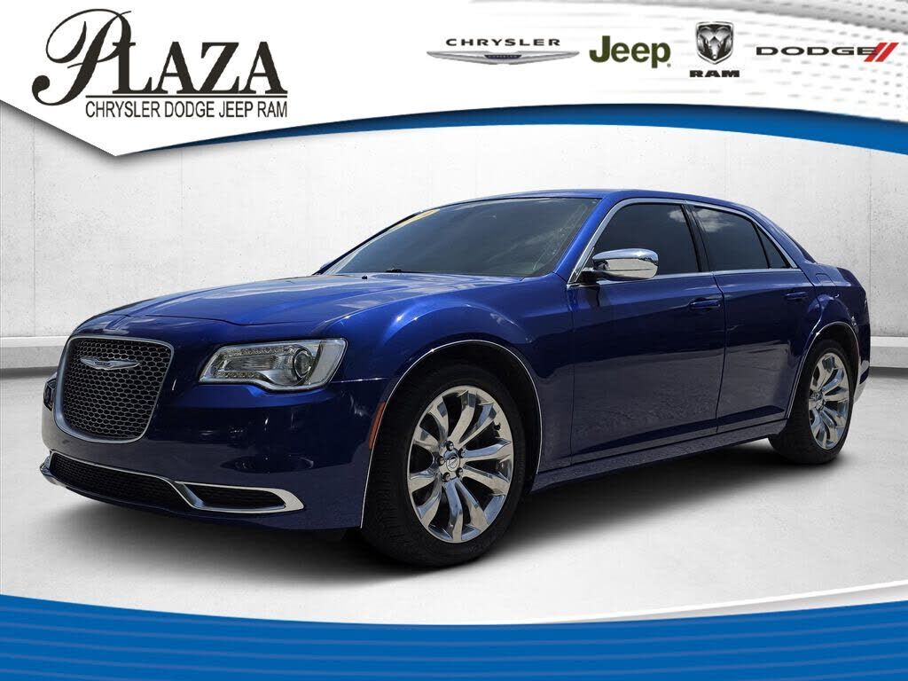 2019 CHRYSLER 300