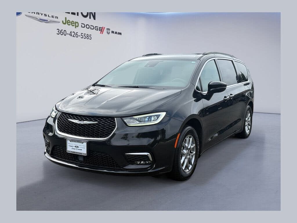 2022 CHRYSLER Pacifica