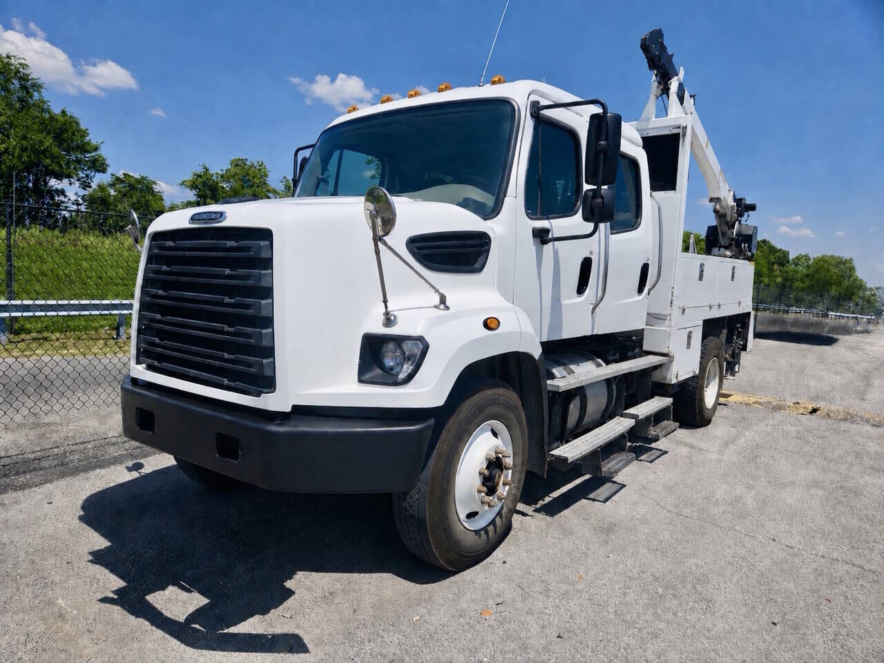 2014 FREIGHTLINER 108SD