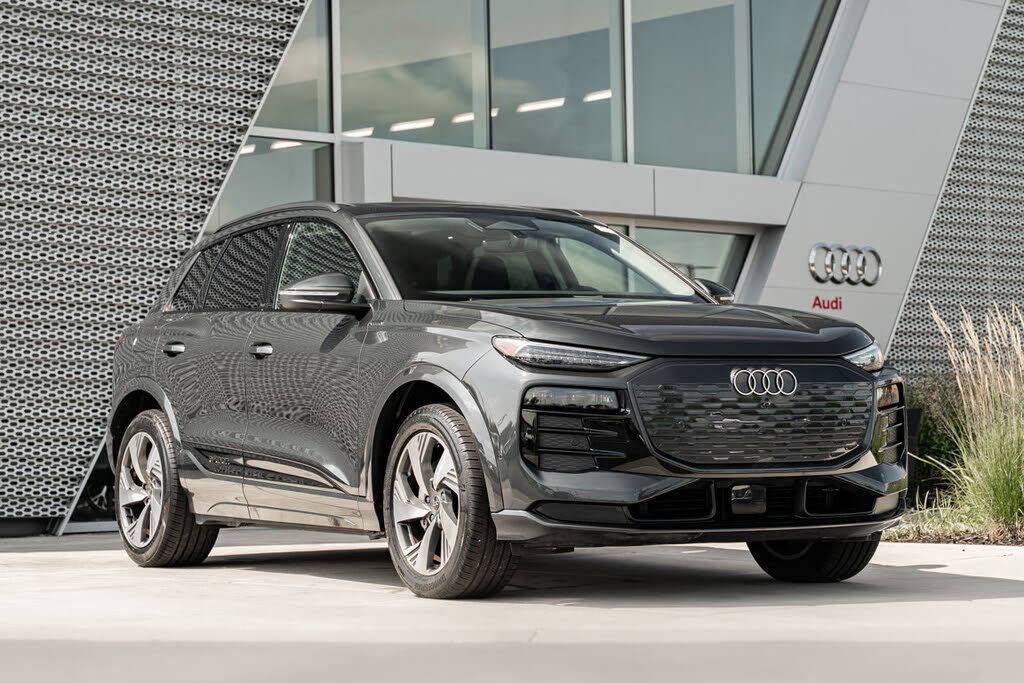 2025 AUDI Q6