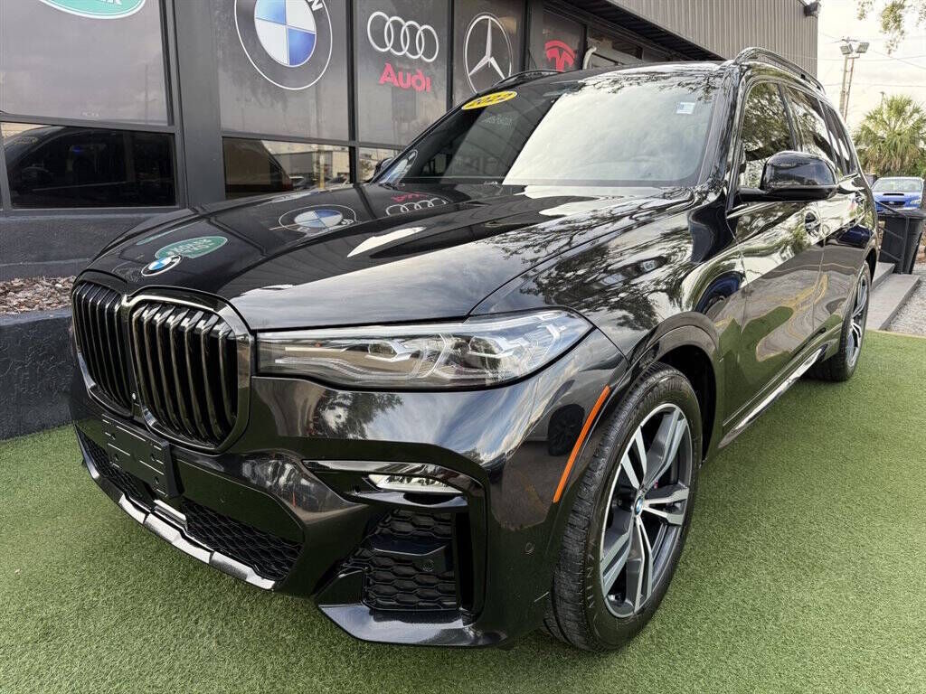 2022 BMW X7