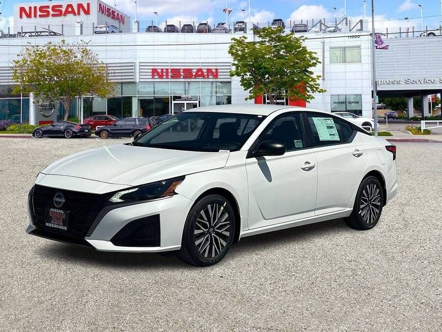 2026 NISSAN Altima