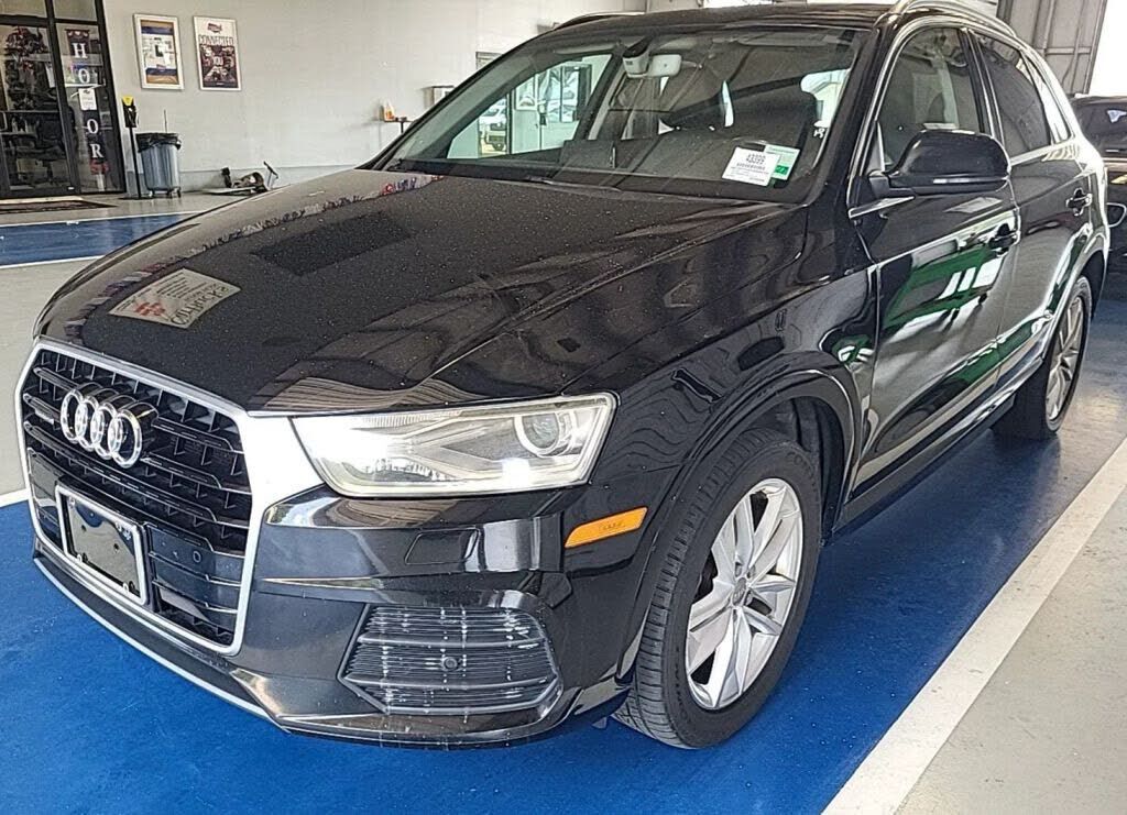 2016 AUDI Q3
