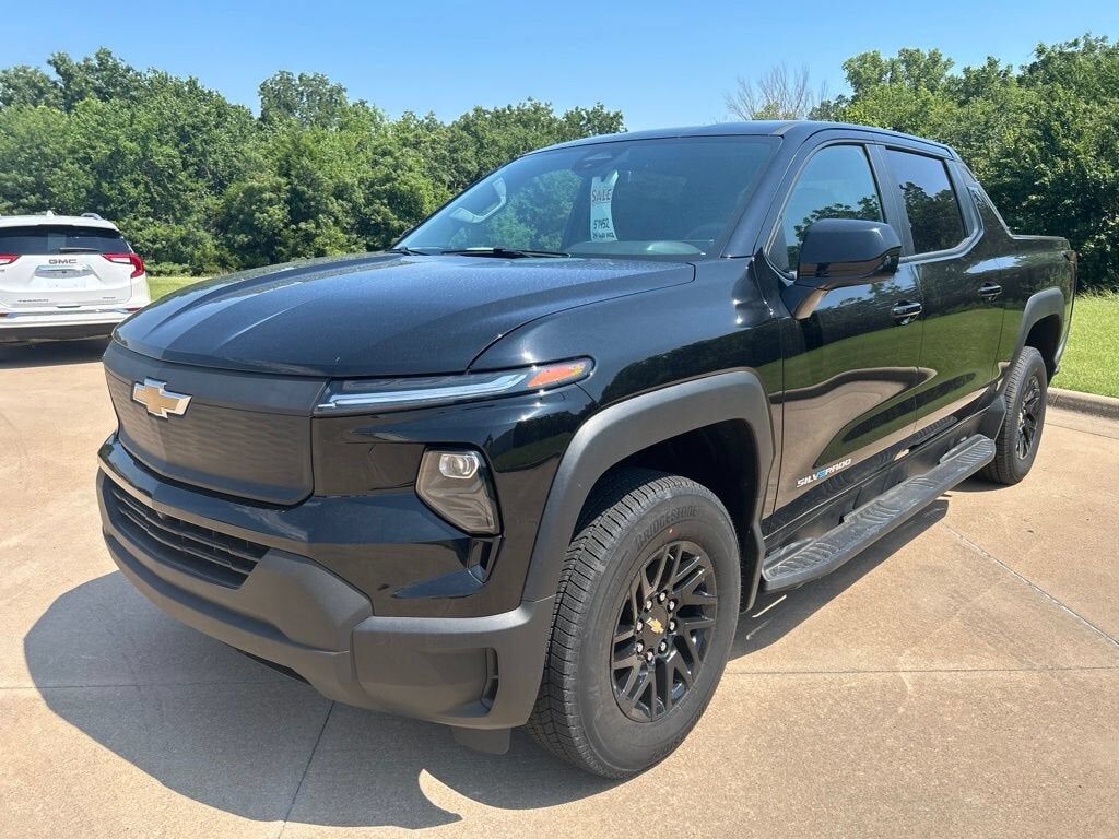 2024 CHEVROLET Silverado EV