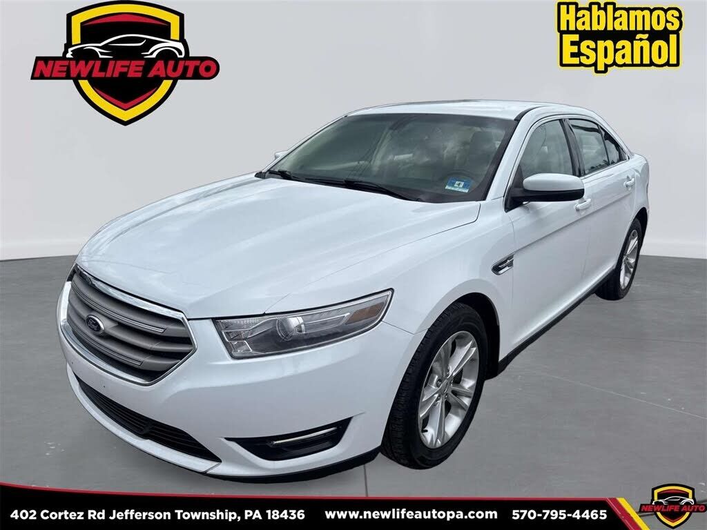 2013 FORD Taurus