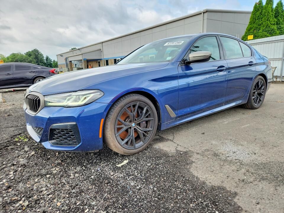 2023 BMW M5