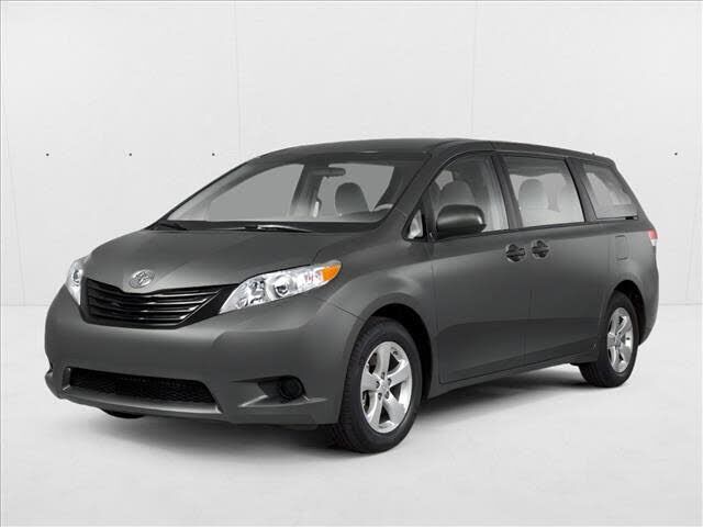 2013 TOYOTA Sienna