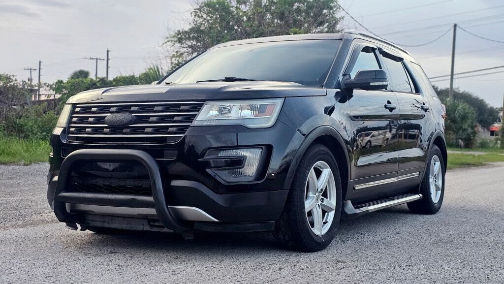 2016 FORD Explorer