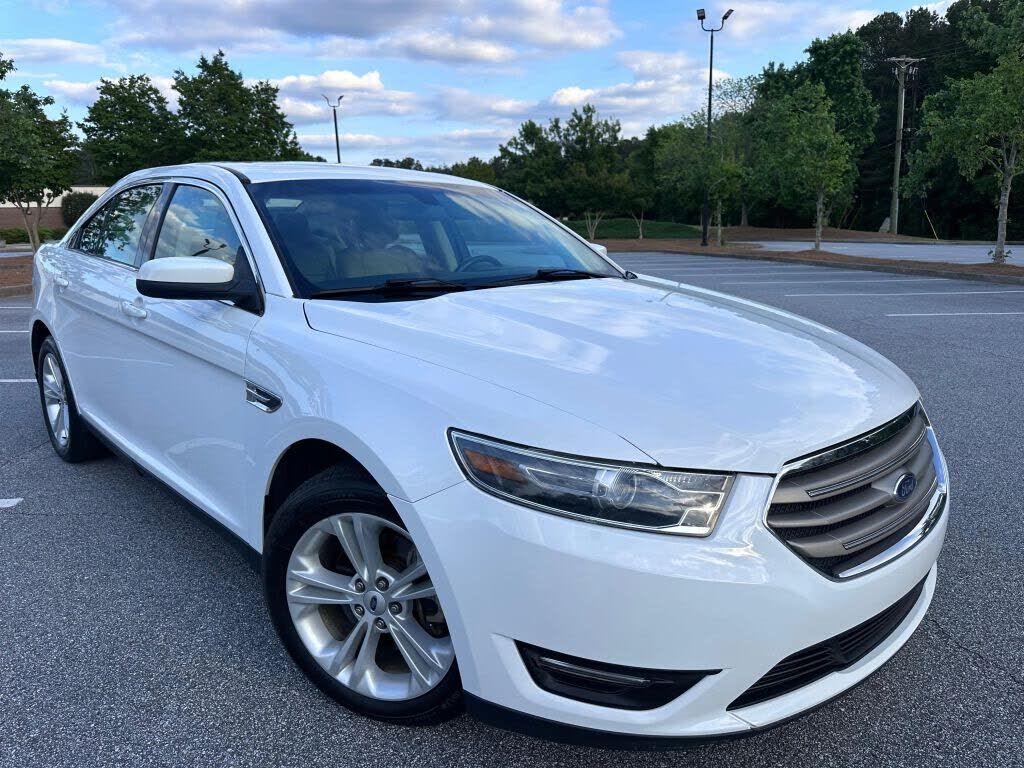 2019 FORD Taurus