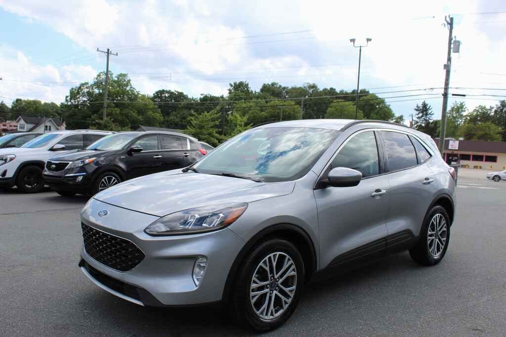 2021 FORD Escape