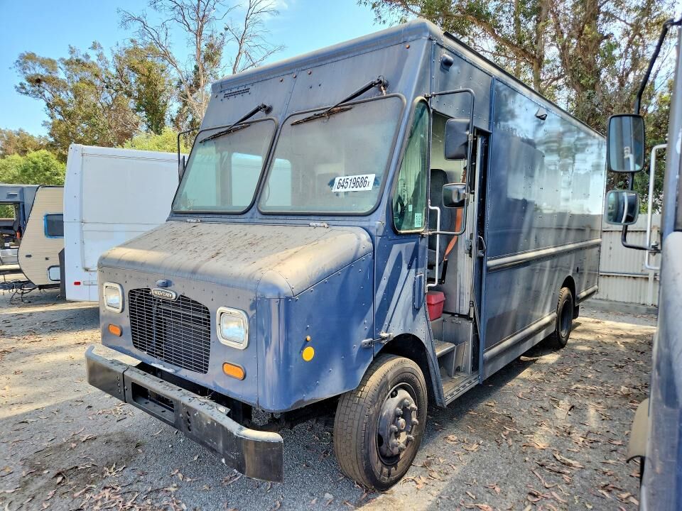 2020 FREIGHTLINER MT 45G Front Gasoline Engine Walk in Van Chassis