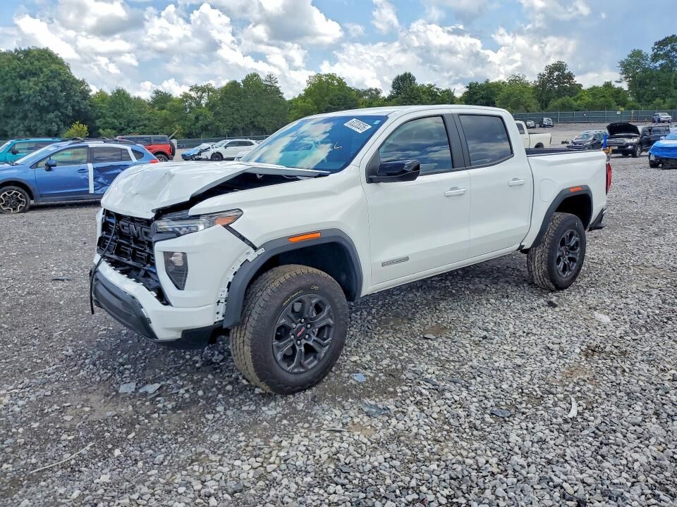 2024 GMC Canyon