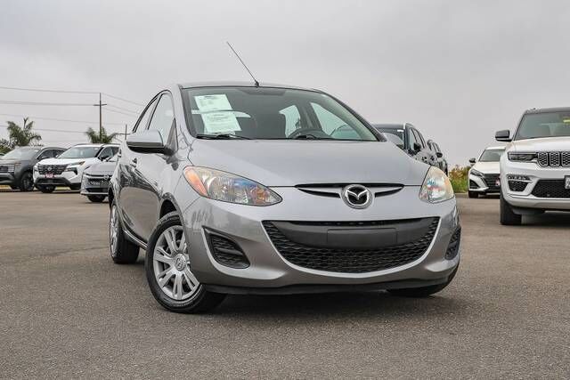 2014 MAZDA Mazda2