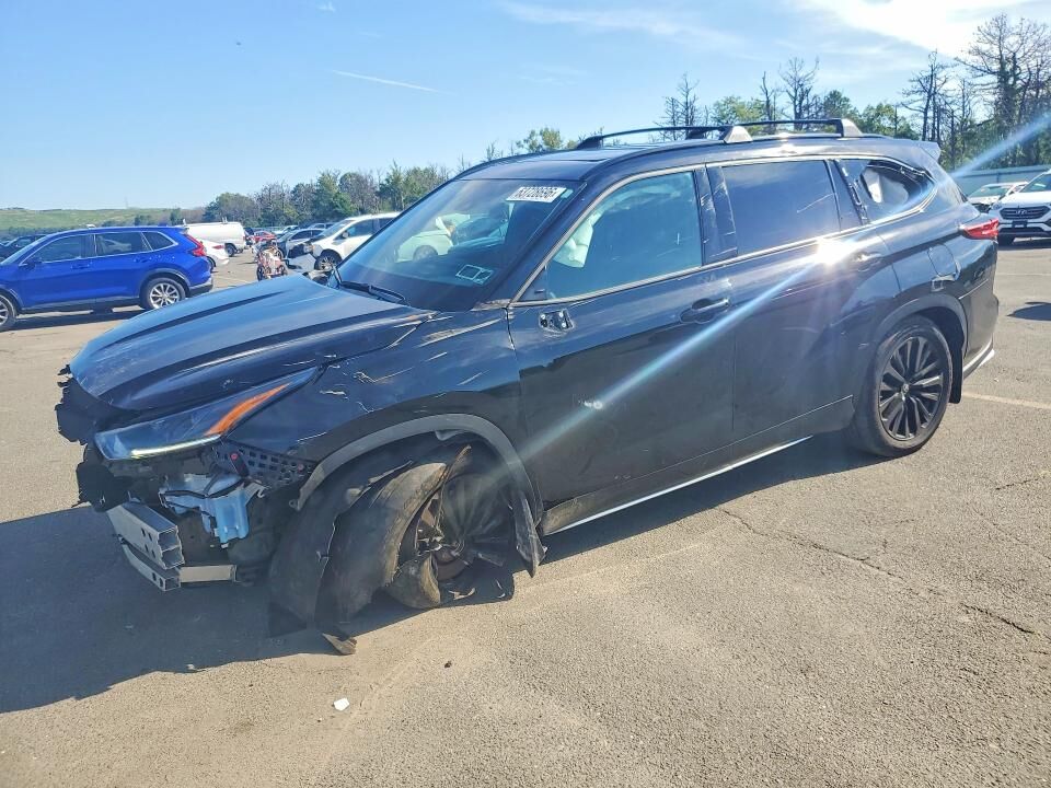 2023 TOYOTA Highlander
