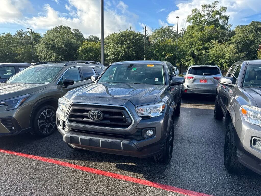 2021 TOYOTA Tacoma