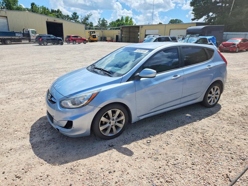 2012 HYUNDAI Accent