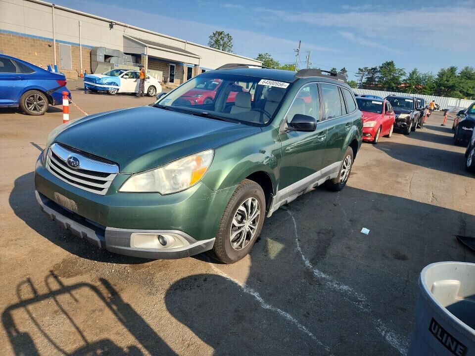 2011 SUBARU Outback