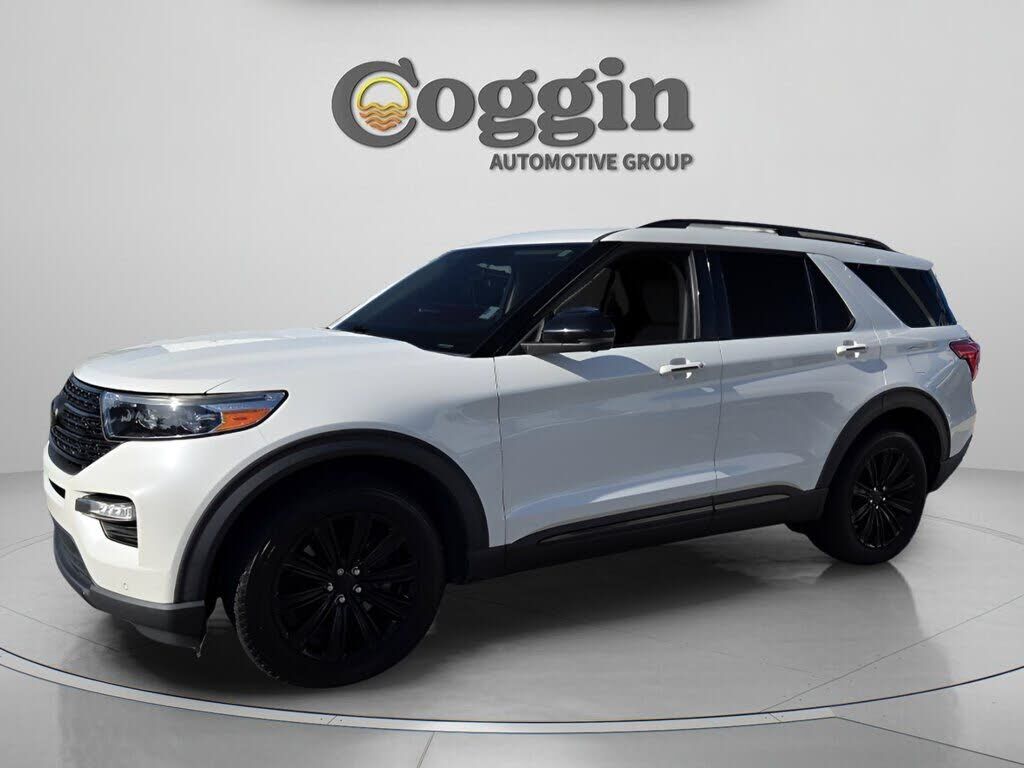2021 FORD Explorer