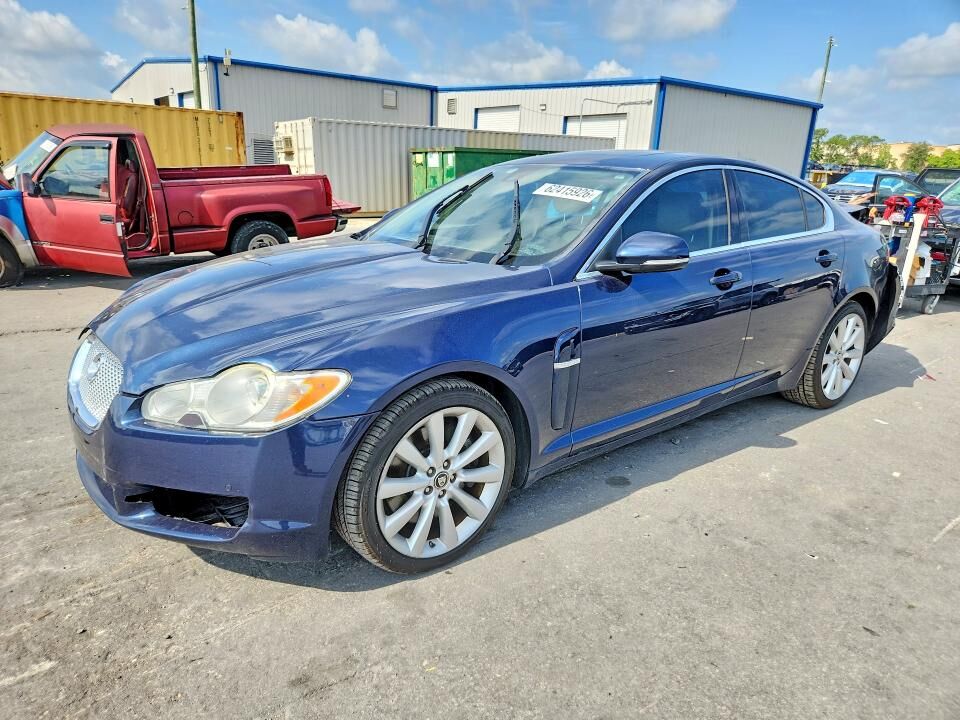2011 JAGUAR XF
