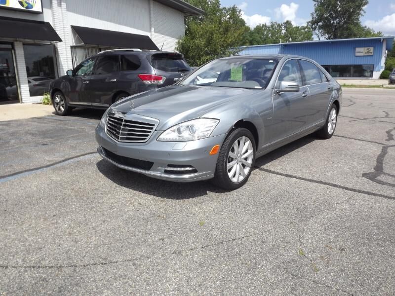 2012 MERCEDES-BENZ S-Class