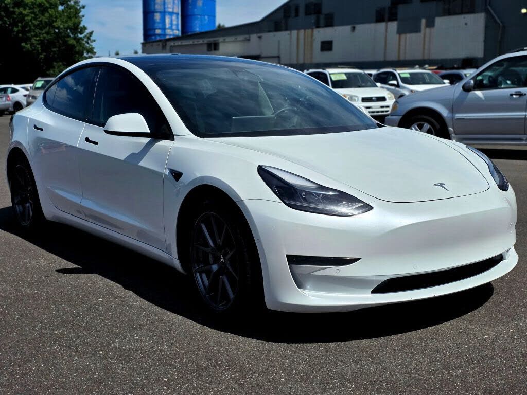 2021 TESLA Model 3