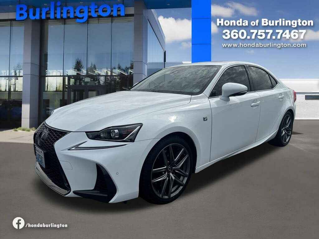 2019 LEXUS IS