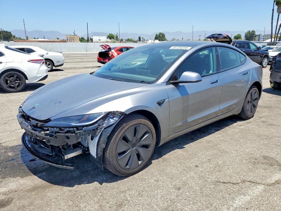 2026 TESLA Model 3