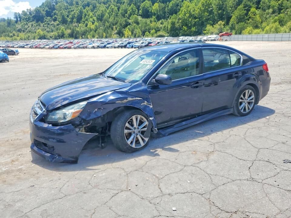 2013 SUBARU Legacy