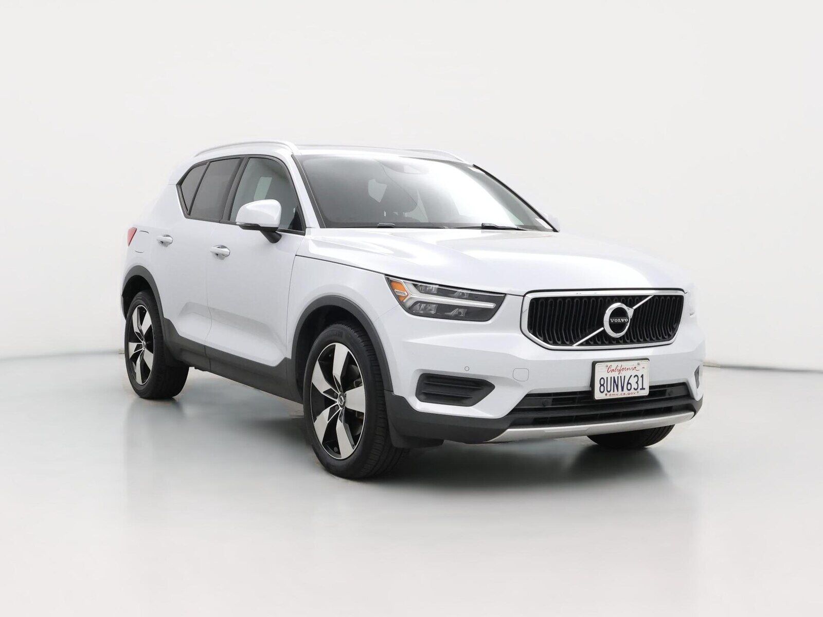 2020 VOLVO XC40
