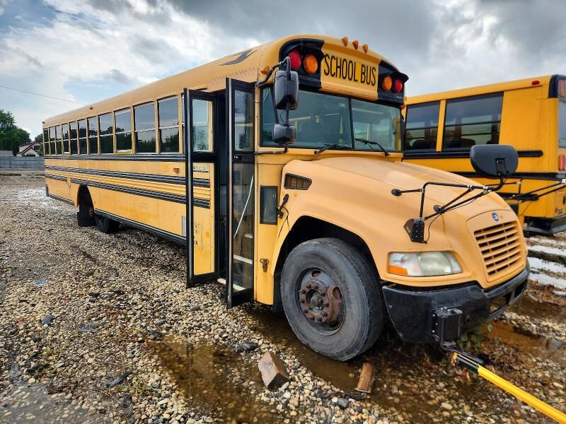 2012 BLUE BIRD BB Conventional