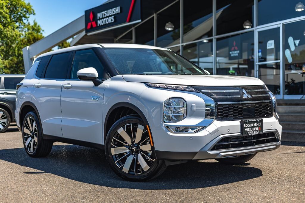 2026 MITSUBISHI Outlander
