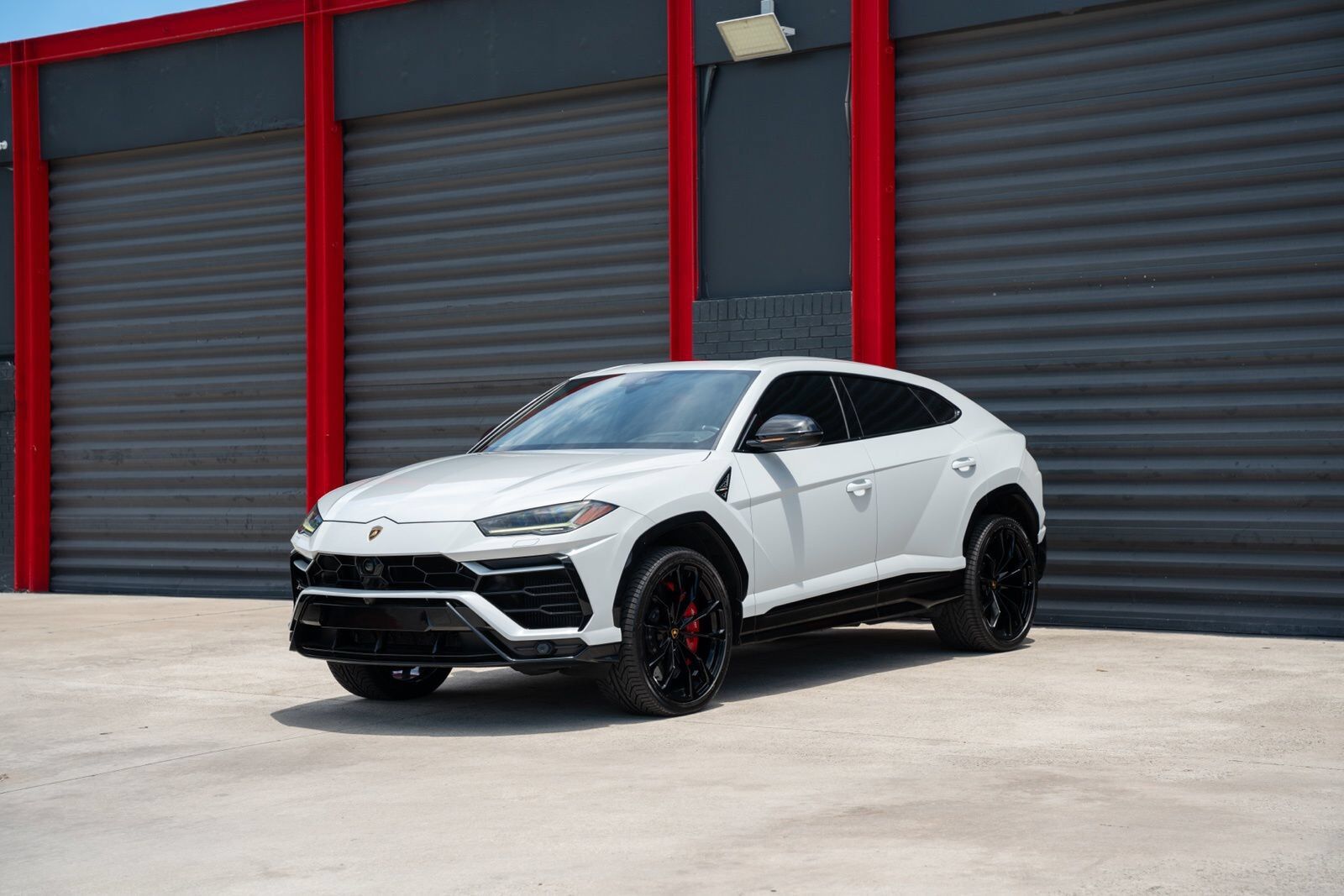 2022 LAMBORGHINI URUS