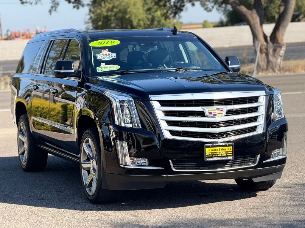 2019 CADILLAC Escalade ESV