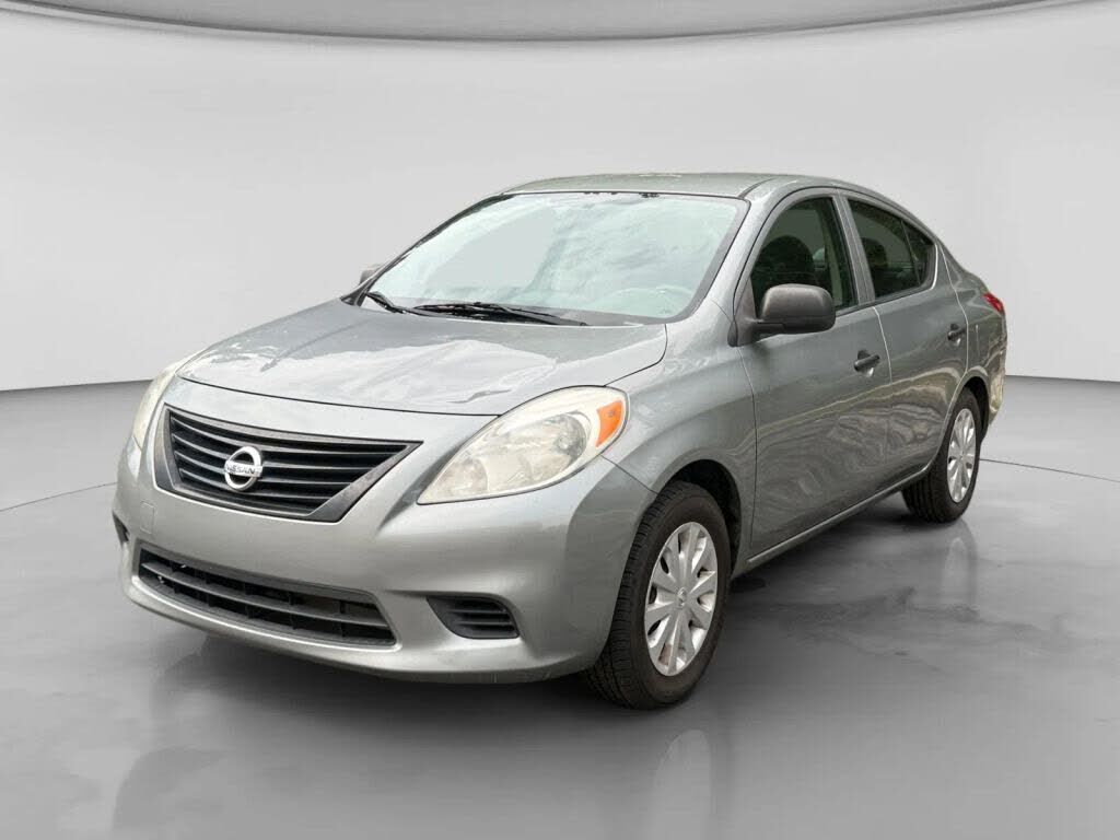 2014 NISSAN Versa