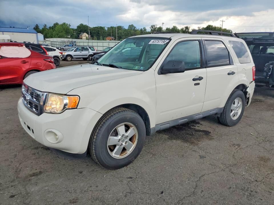 2010 FORD Escape