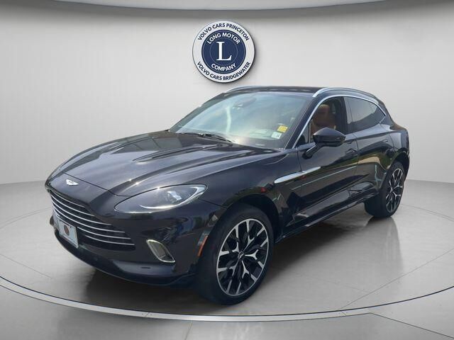 2021 ASTON MARTIN DBX
