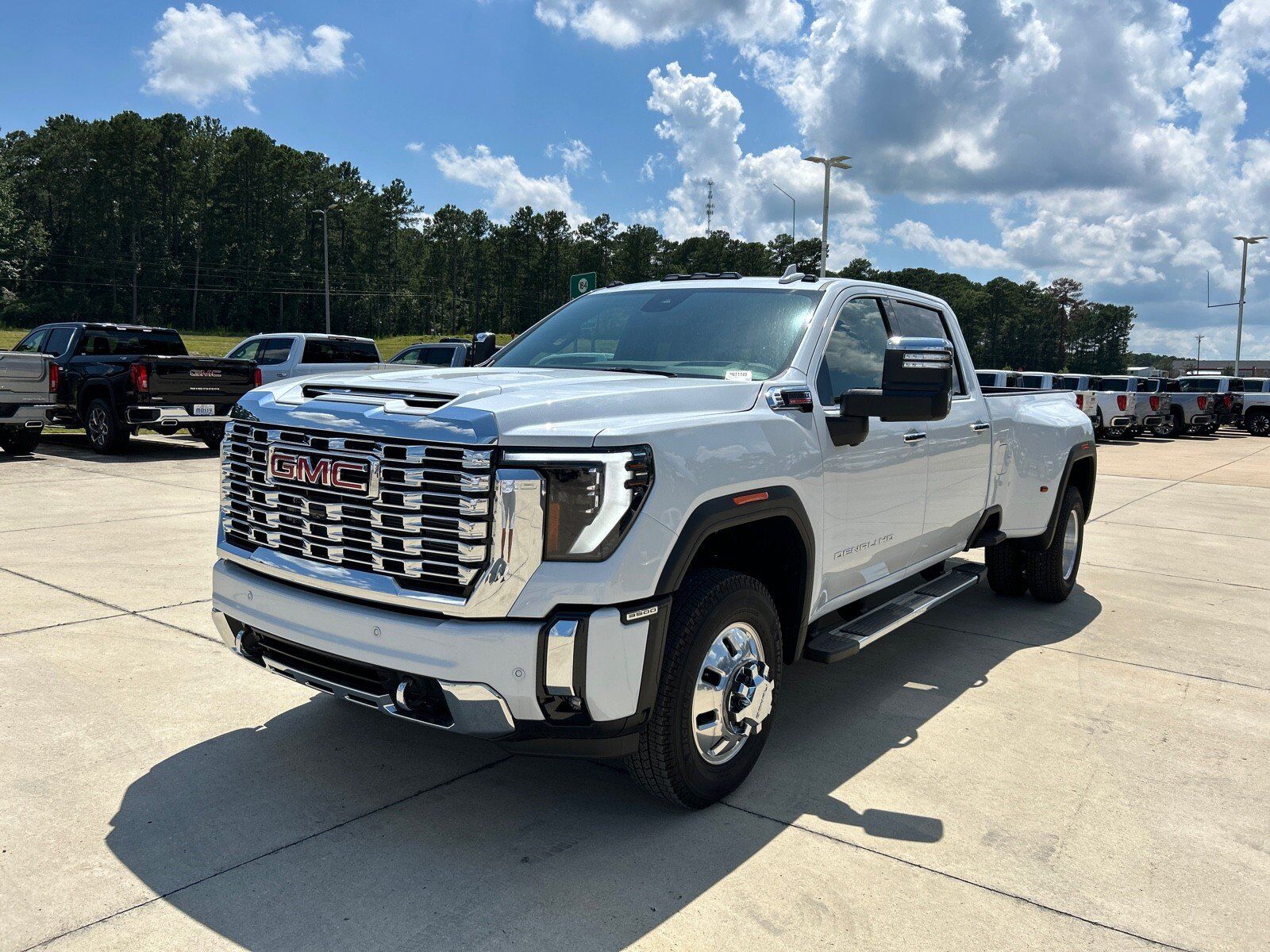 2026 GMC Sierra HD